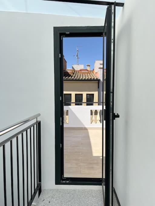 Moderno Apartamento Con Terraza En La Azotea Roses Kültér fotó
